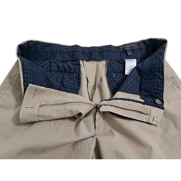 Banana Republic Mens 34x32 Slim Fit Straight Leg Khaki Chinos Pants Tan Beige - Picture 3 of 7